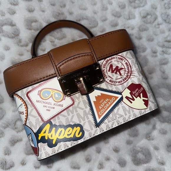 Michael Kors *Exclusive* Trunk Mini Bag - Picture 1 of 11